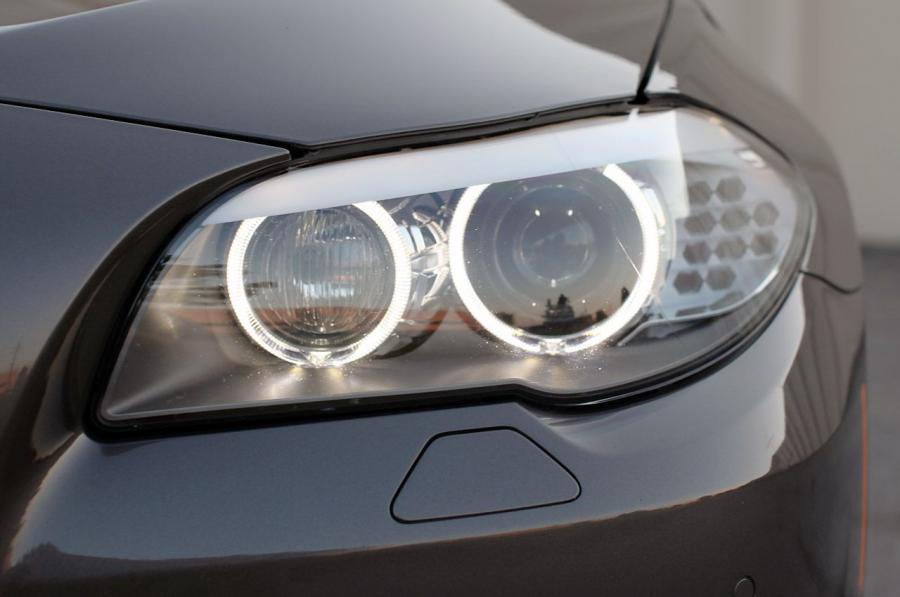  BMW 528i xDrive 2012 года  (фото 4 из 41)